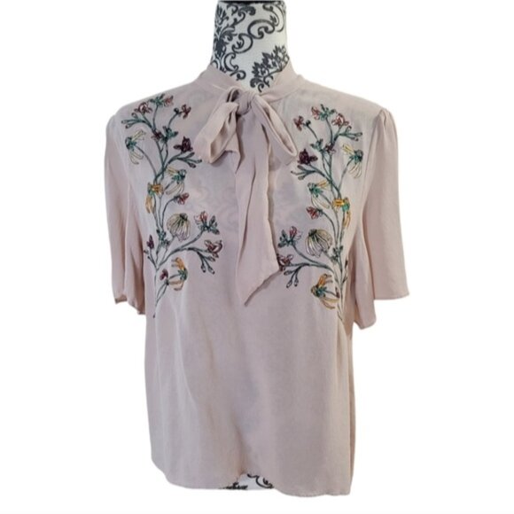 Aritzia Little Moon Zinnia Floral Embroidered Tie-Neck Blouse size medium - Picture 2 of 12